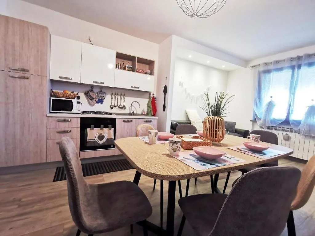 Apartment Il Giardino Di Anastasia Desenzano del Garda Italy